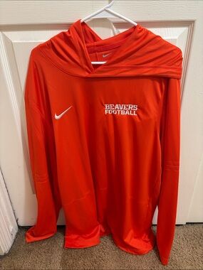 Nike Men’s Bright Orange Beavers Football Crewneck